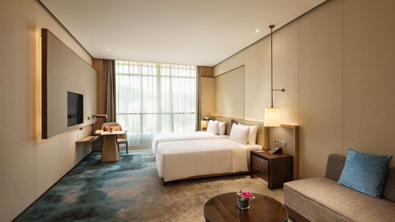 Crowne Plaza Xiangxi Hotel Fenghuang Exterior photo